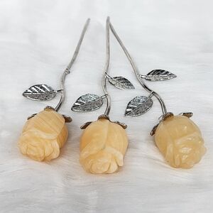 Rose Bud Stem: Banded Yellow Calcite